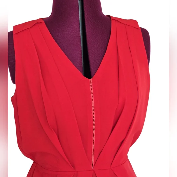 Adelyn Rae Vibrant Red V Neck Short Cocktail Dress Size S - Picture 2 of 9